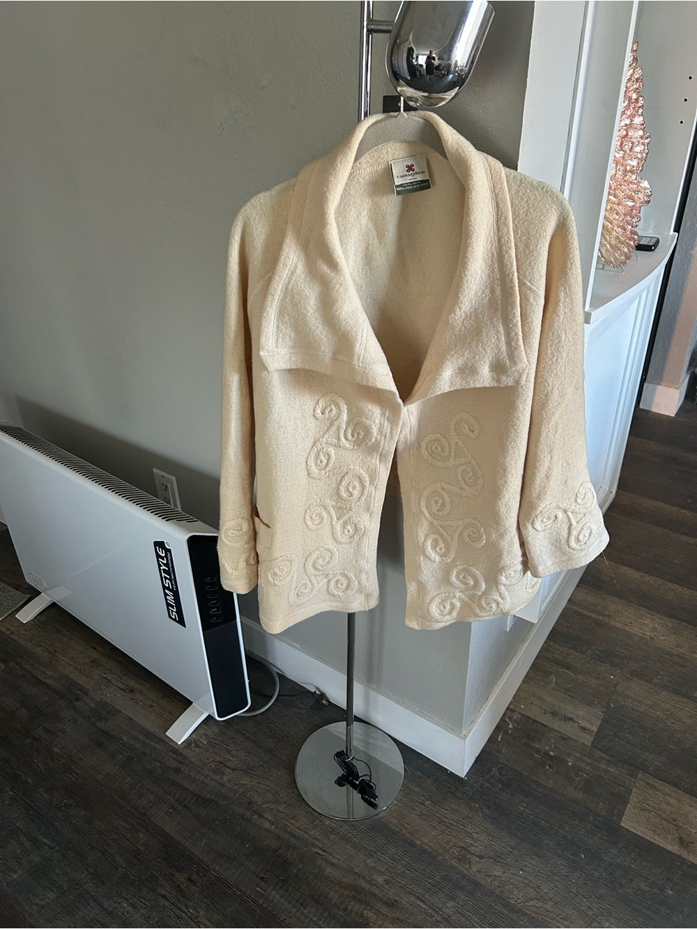 Women's Cream Irish Wool Shawl-Collar Embroidered Jacket